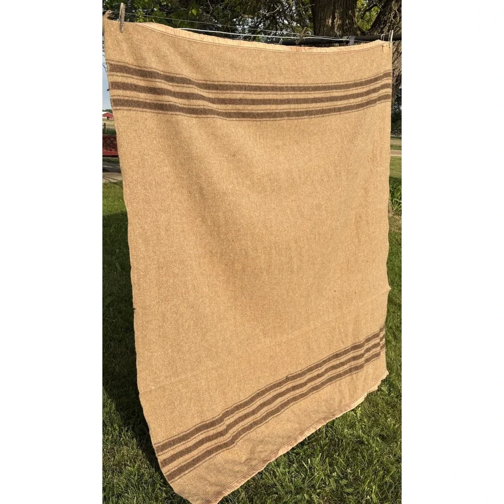 Vintage 1930 - 40's 75% Camel Hair And Wool Blanket Military Style Authentic